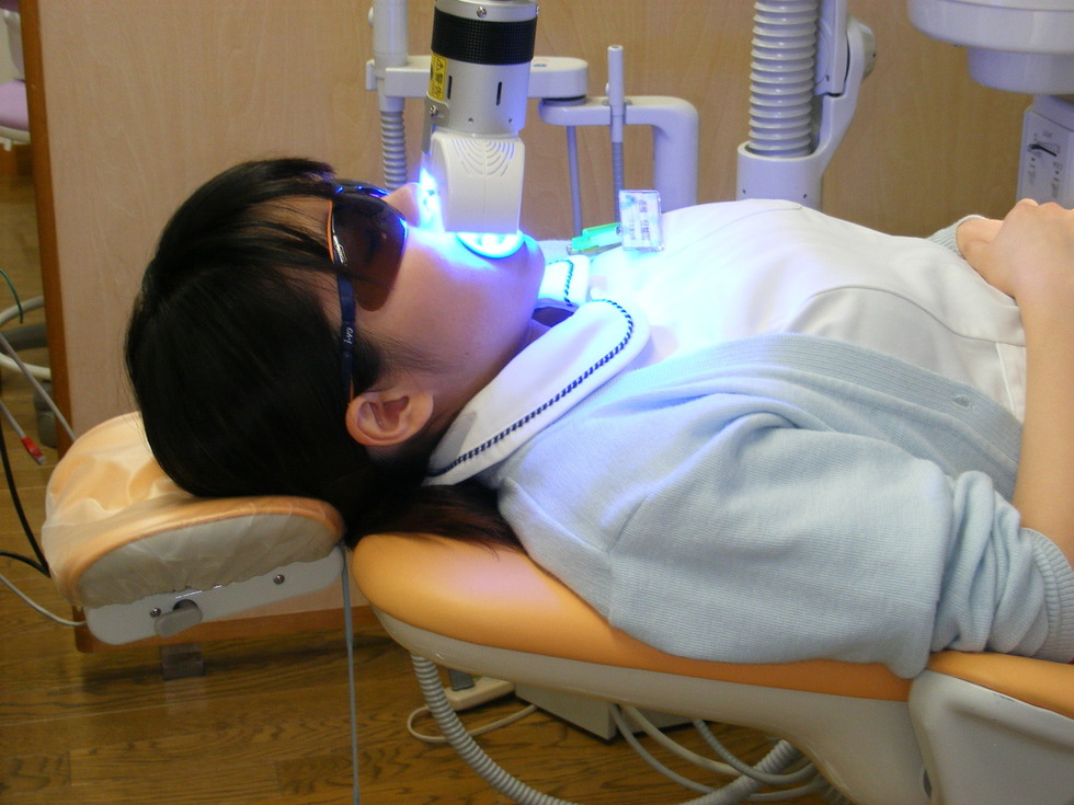 ホワイトニングで本当に歯は白くなるの